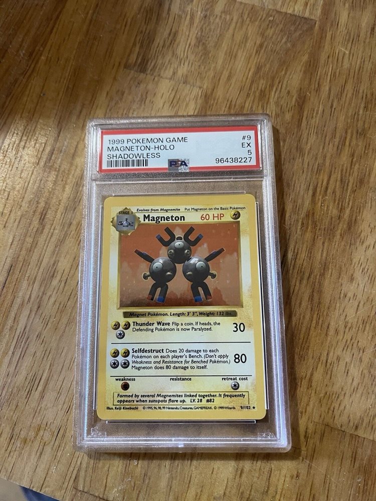 holographic magneton pokemon card Magneton main image 0
