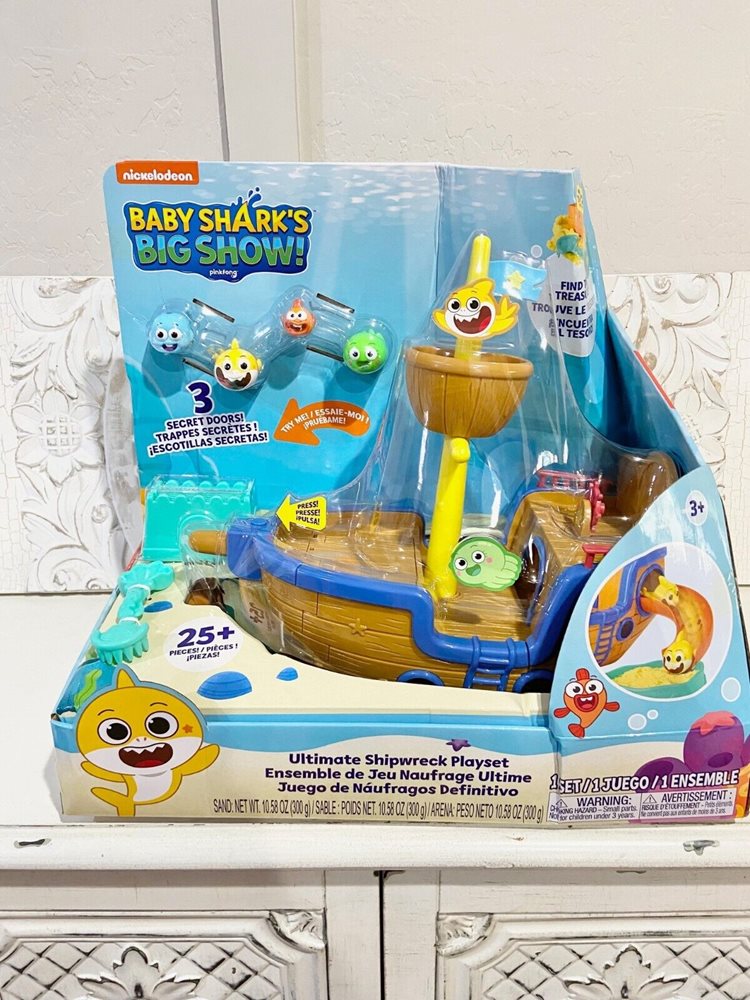 WowWee Baby Shark’s Big Show Ultimate Shipwreck Playset