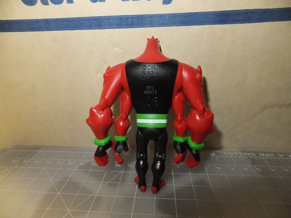Ben 10 Four Arms Ultimate Alien Omniverse 4” Action Fig