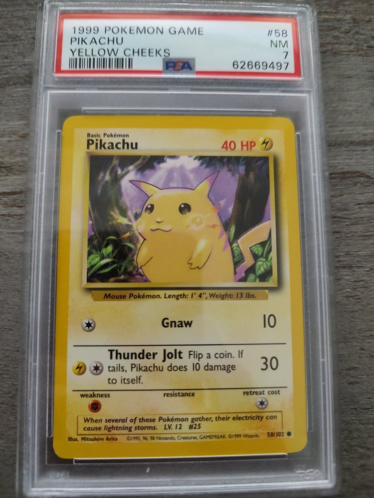 ポケモンカードゲーム 1999 Pikachu Yellow Cheeks 1ed PSA5 Pikachu 1999 Jungle Set Pokemon Card Shadowless Yellow