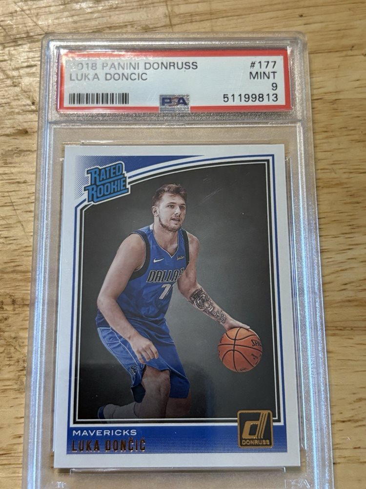PSA10 ルカ・ドンチッチ 2018 シルバープリズム ルーキーカード Luka Doncic 2018 Panini Prizm Freshman Phenoms Silver Prizm