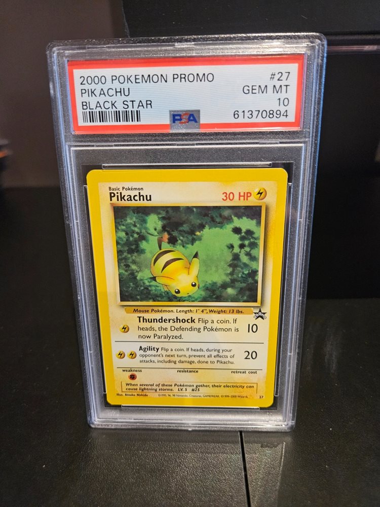 み*び様 格安！2000年 ピカチュウ ブラックスターカード　psa10 英語 み*び様 格安！2000年 ピカチュウ ブラックスターカード psa10
