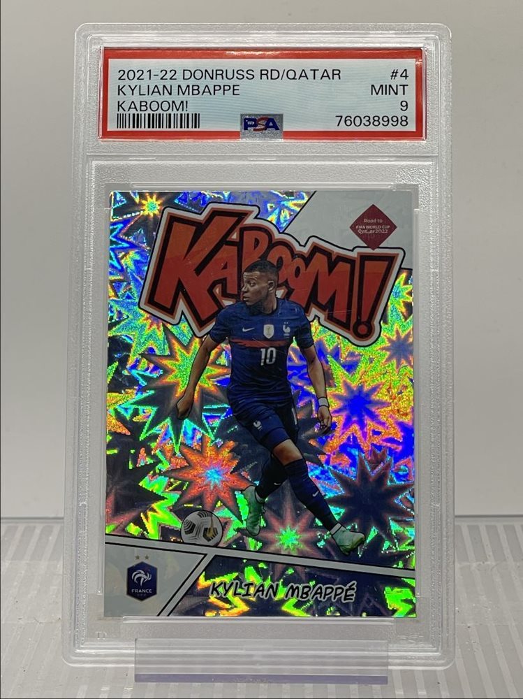 レア panini 21-22 donruss KABOOM エムバペ フランス レア panini 21-22 donruss KABOOM エムバペ フランス Kylian