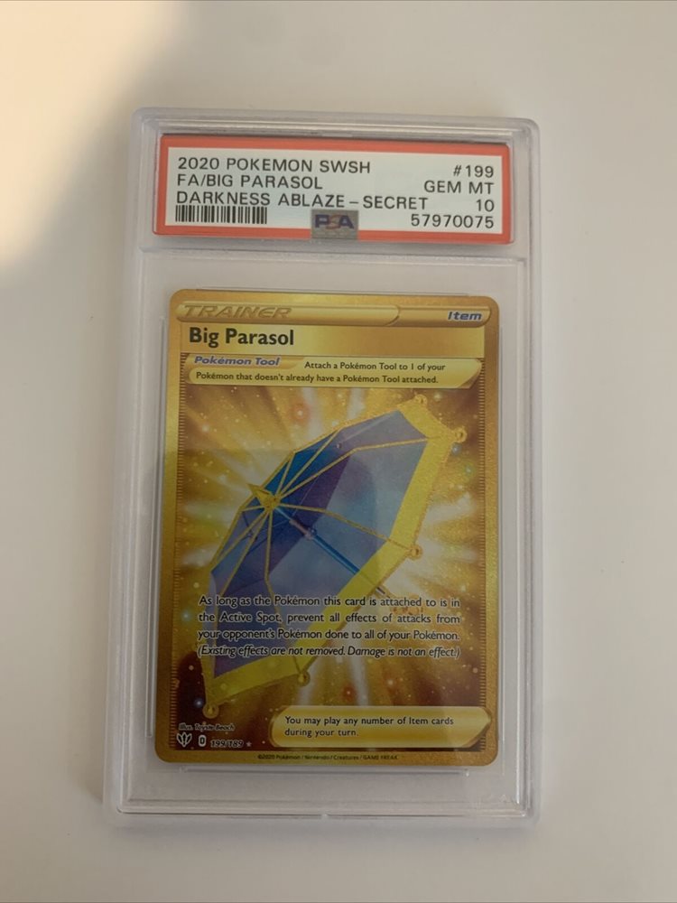 is a vmax pokemon card rare PSA 9 MINT - Rainbow Rare Charizard VMAX 074/073