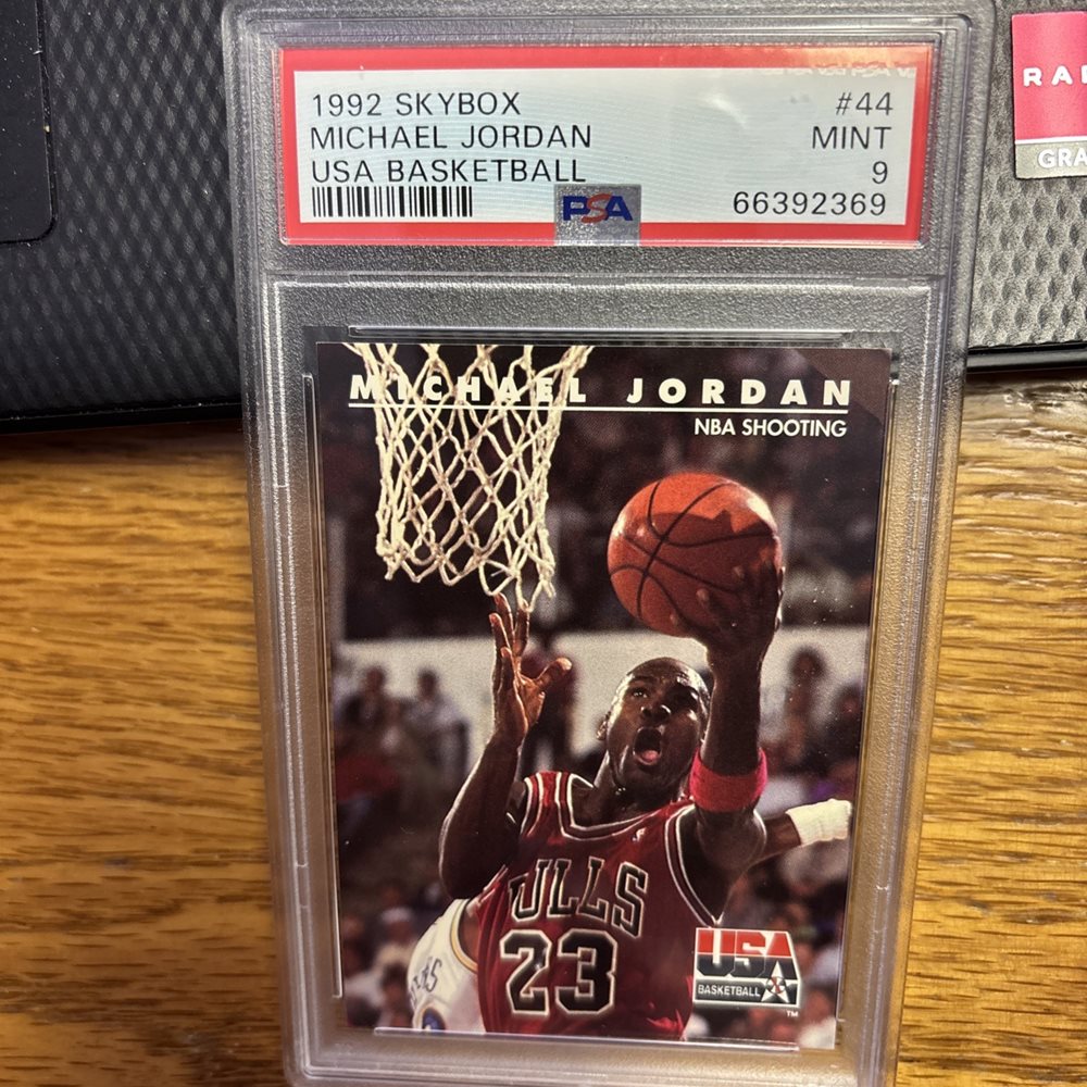 1992 SKYBOX MICHAEL JORDAN PSA8 ジョーダン 1992 SKYBOX MICHAEL JORDAN PSA8 ジョーダン 1992 Skybox