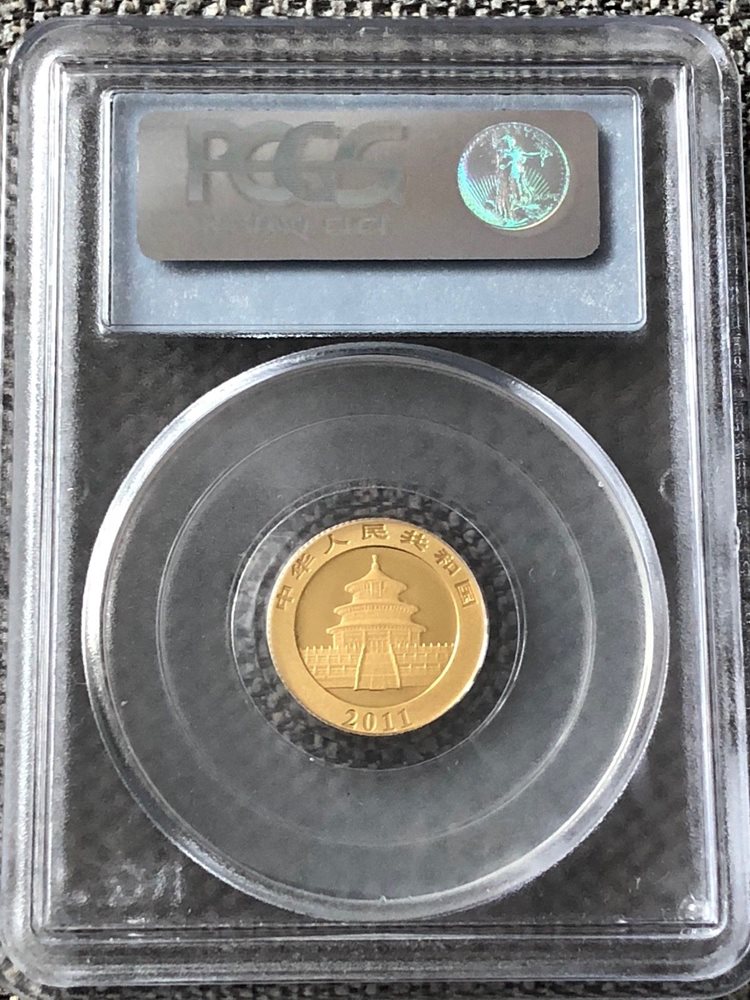 2011年 中国 銀パンダコイン 1オンス PCGSMS70 楽天市場】即納 新品未使用 2011 中国 パンダ銀貨1オンス クリア